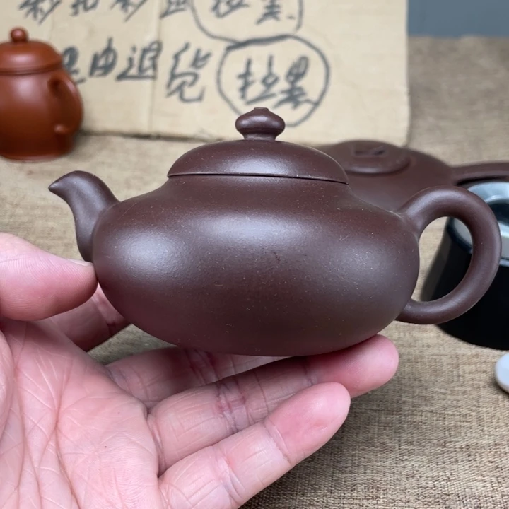 摆件我们家这边的