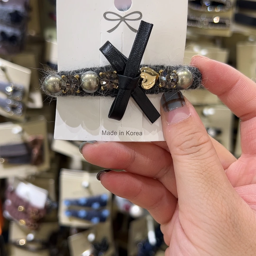 布艺非金属蝴蝶结拜拜夹一只