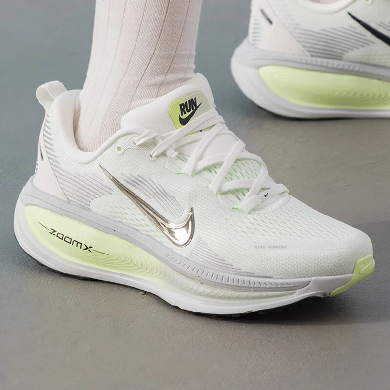 NIKE/耐克女子商场同款Vomero 18 耐克迈柔公路跑步鞋HM6804107