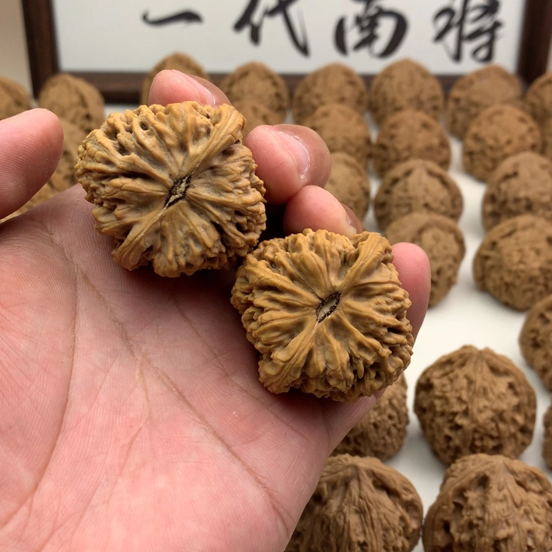 文玩核桃吊坠南将41