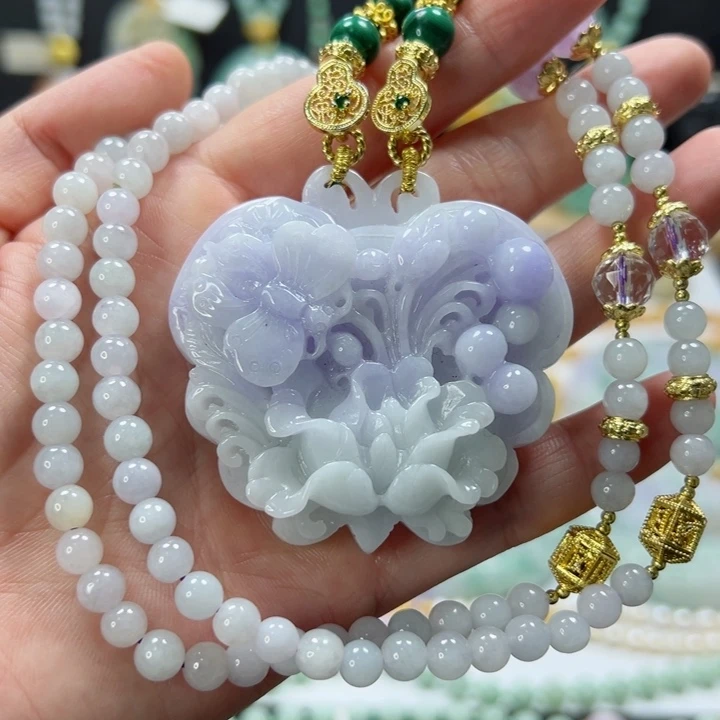 颈饰未镶嵌翡翠吊坠