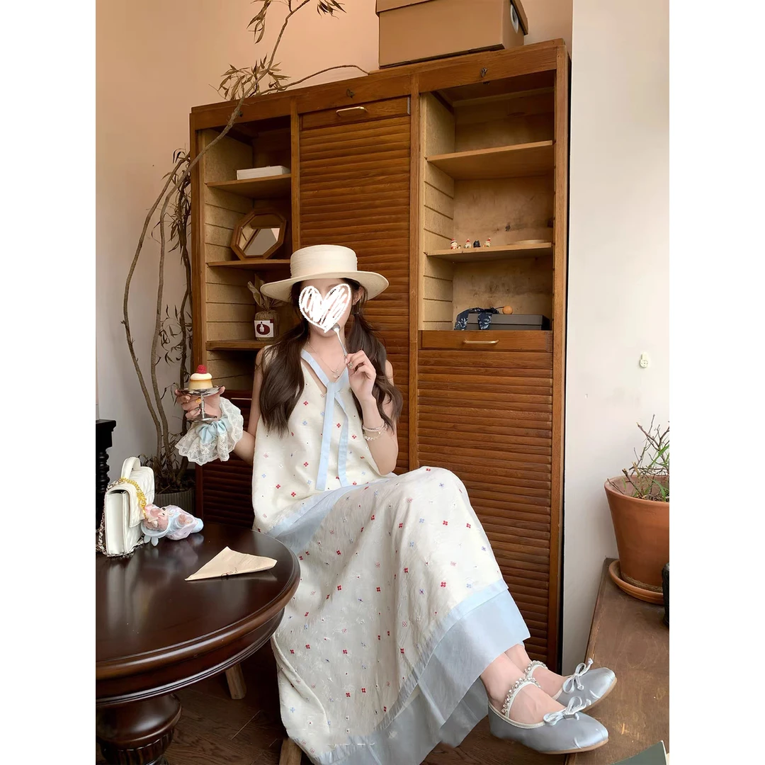 刺绣花花 前后两穿撞色圆领无袖上衣高腰减龄长款半裙时尚套装