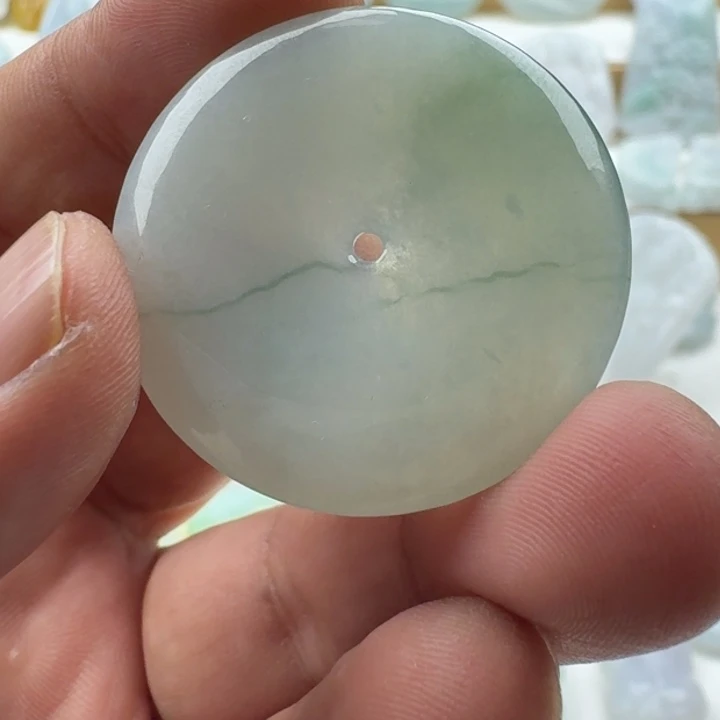 翡翠未镶嵌颈饰天然缅甸A货翡翠