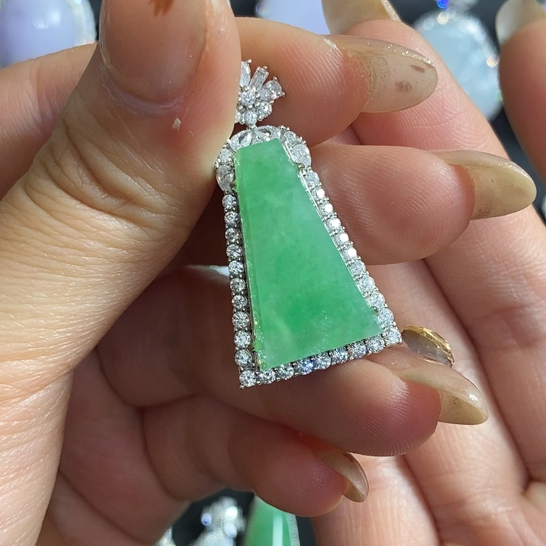 翡翠银S925镶嵌颈饰天然翡翠