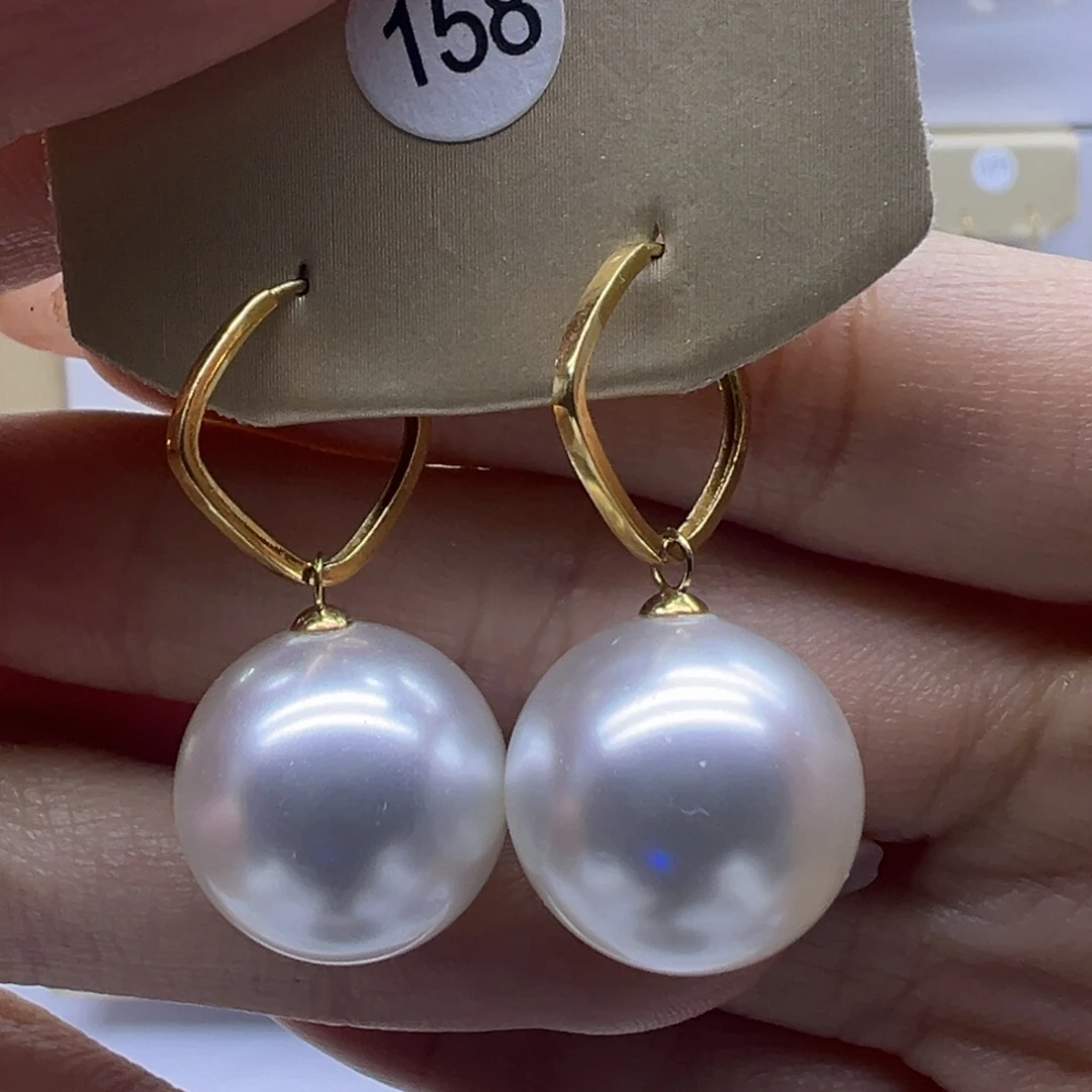 耳饰18K金镶嵌淡水珍珠