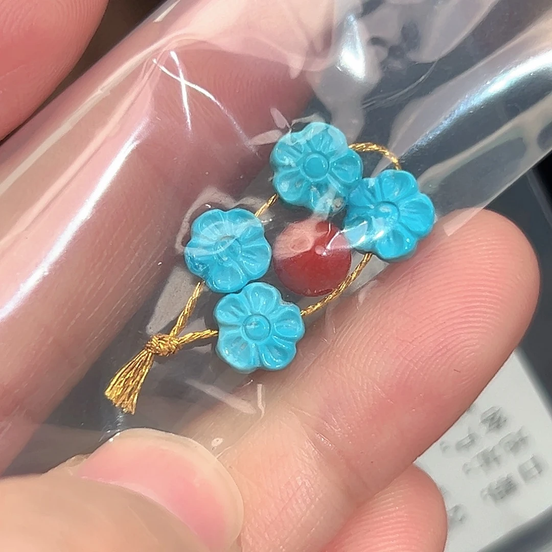 南红玛瑙未镶嵌珠宝奇石