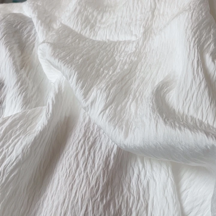 天丝（莱赛尔纤维）白色水波纹5米透明