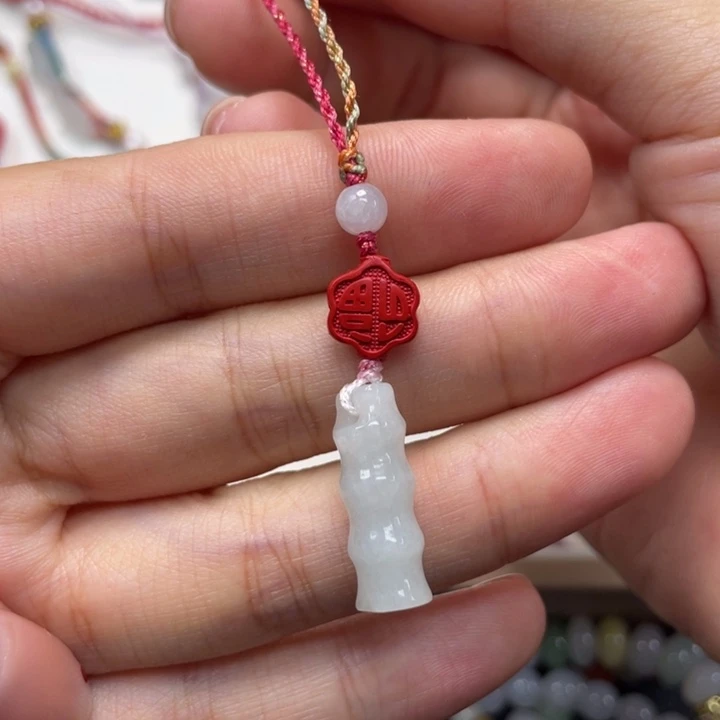 翡翠未镶嵌手绳699999999