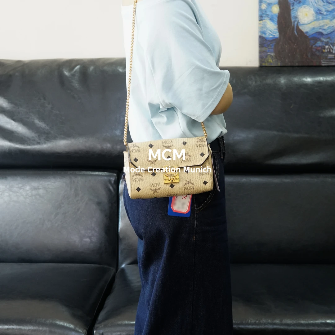 95新 MCM 米色链条斜挎包/WJ05519064/9064