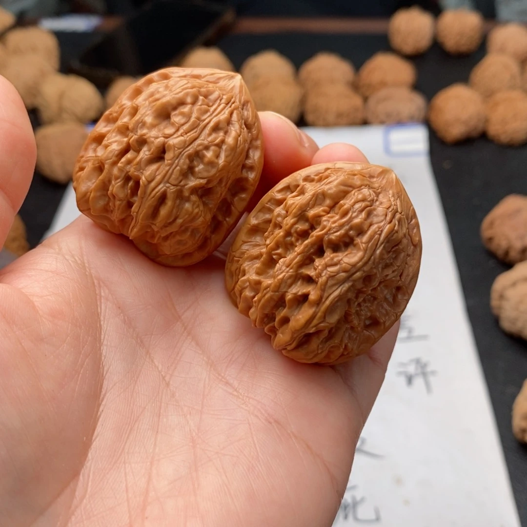 文玩核桃吊坠*️***634。35赤龙尖修狠