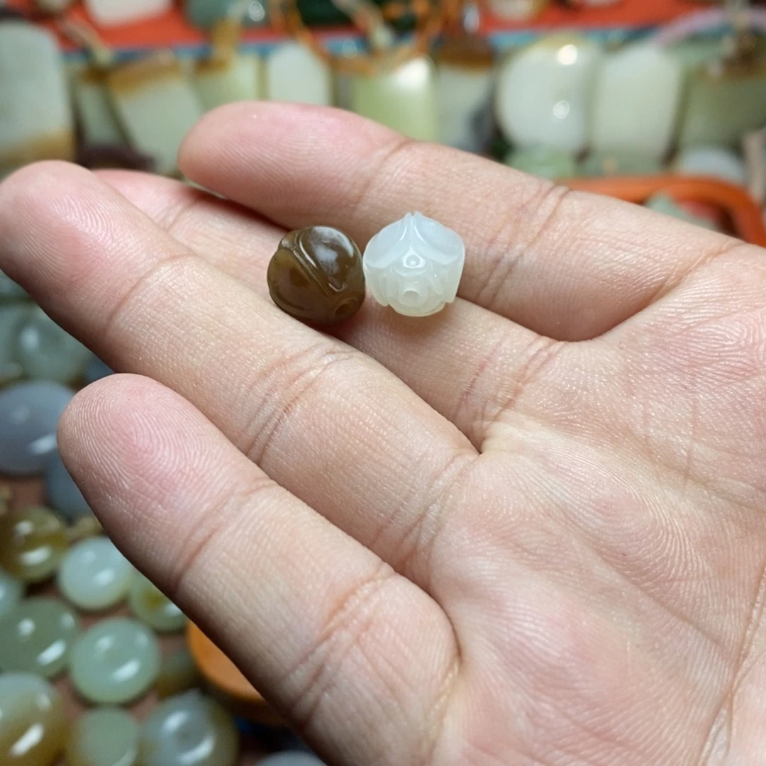 五***肉和田玉未镶嵌吊坠(不含链)