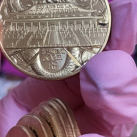 其他普通金属紫禁城单枚