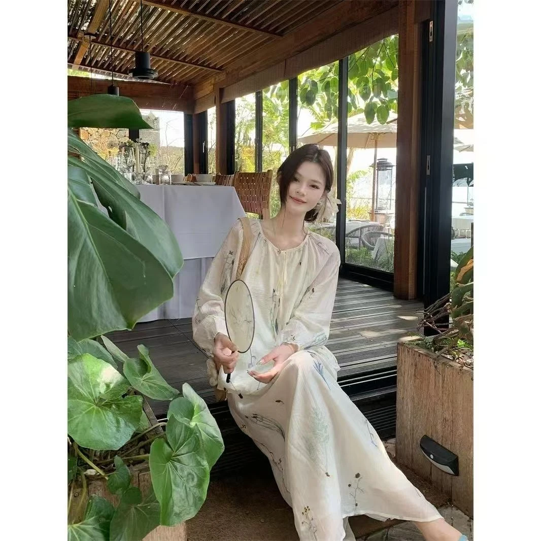 新中式国风女装2025复古长袖宽松绣花松紧温柔套装裙