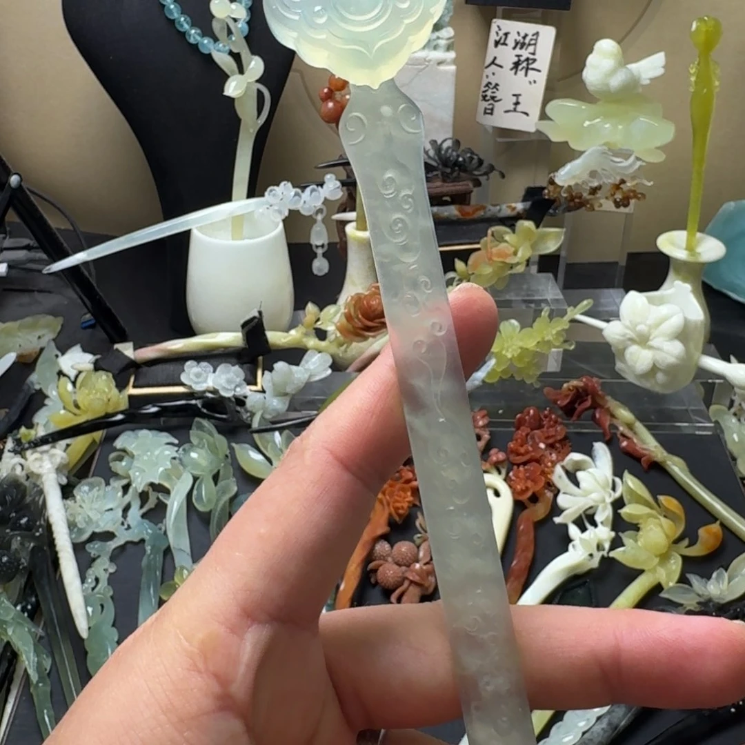 蛇纹石玉未镶嵌发饰