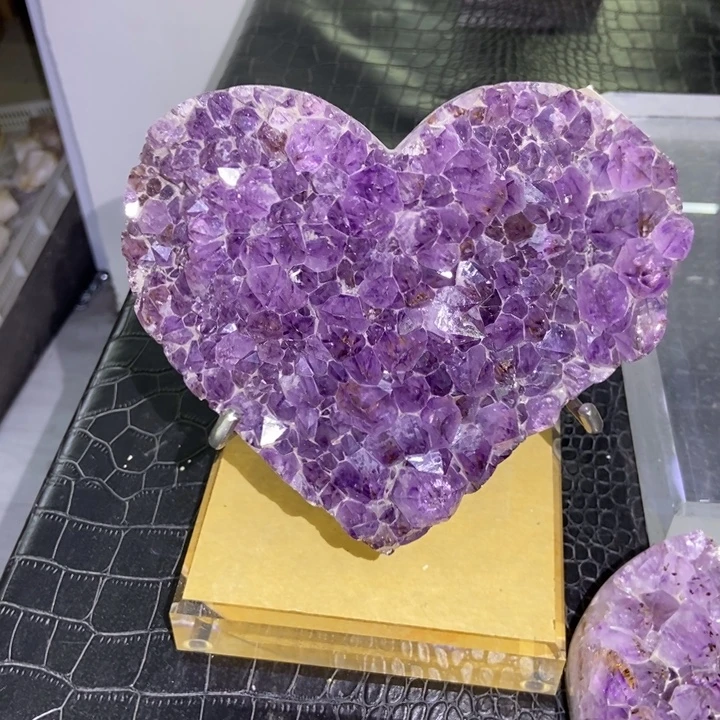 水晶未镶嵌珠宝半成品爱心