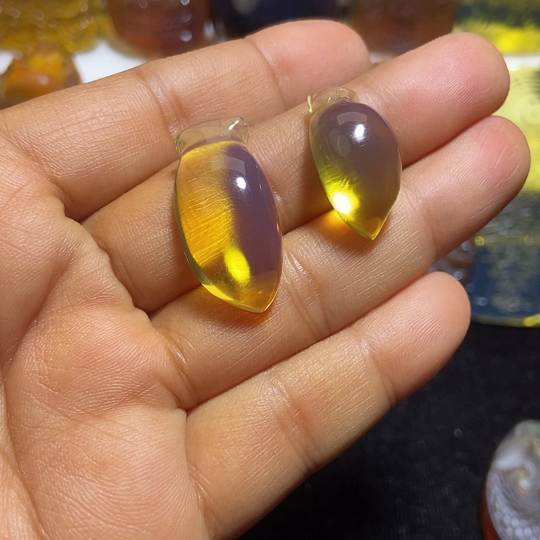 琥珀未镶嵌颈饰缅甸天然琥珀吊坠