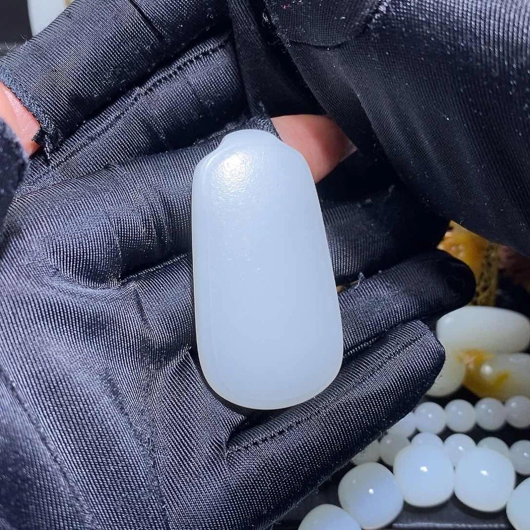 和田玉吊坠(不含链)未镶嵌伯*