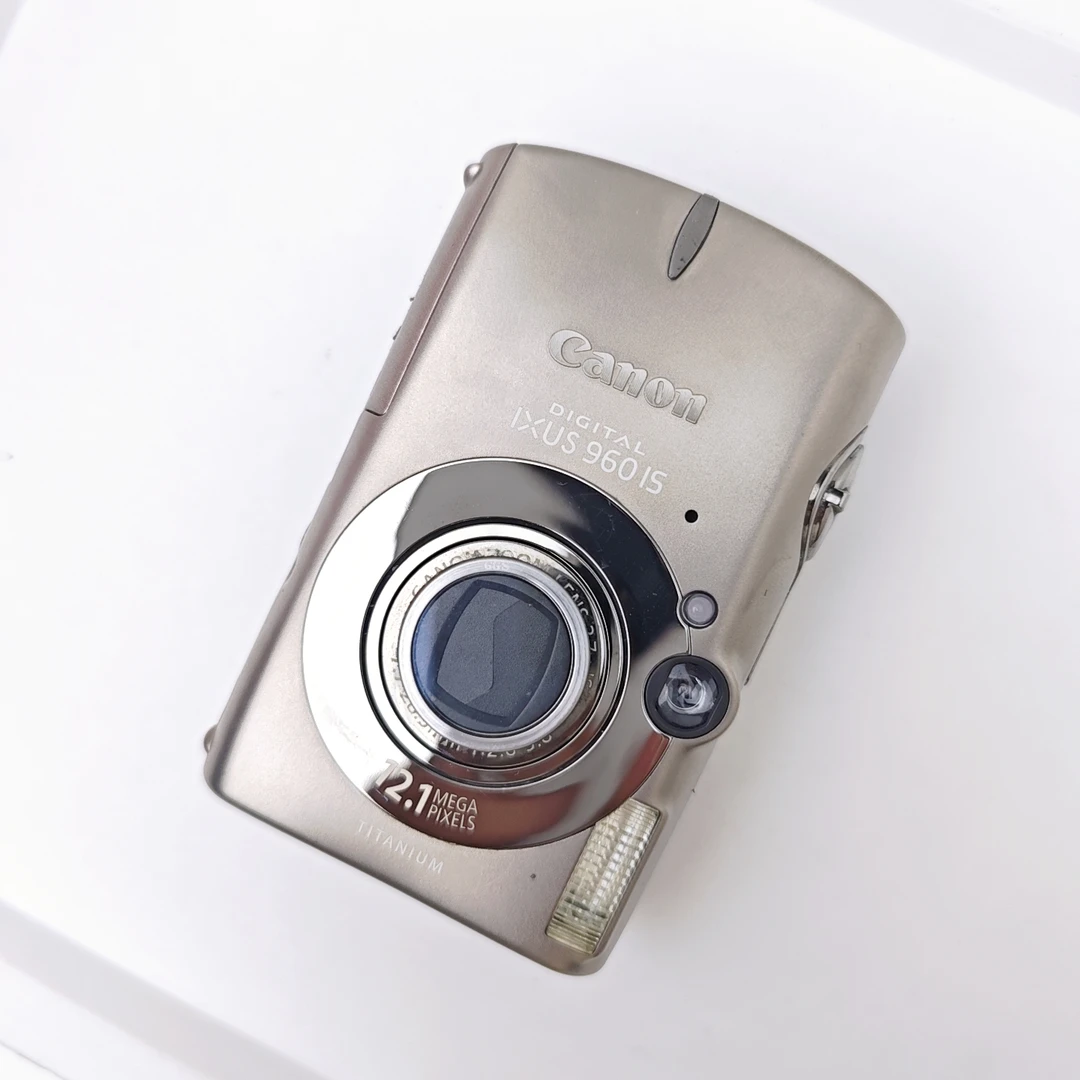 95新 Canon/佳能 ixus960 奶油肌白调 1210万像素3倍变焦 ccd相机