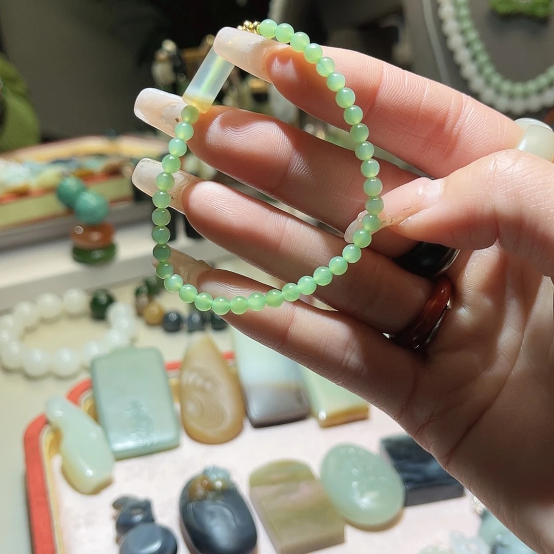 和田玉未镶嵌手链