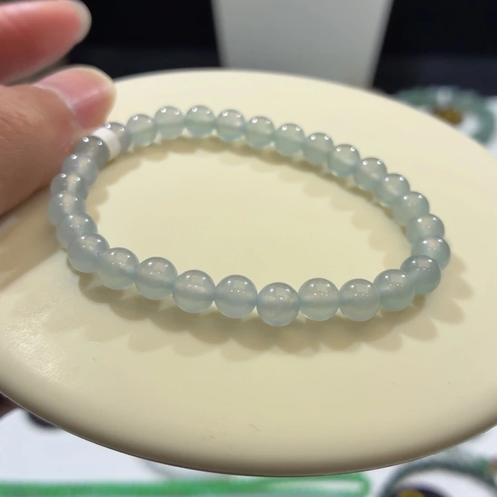 翡翠未镶嵌手链卡6.3