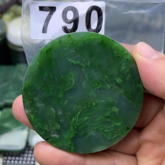 和田玉未镶嵌珠宝半成品