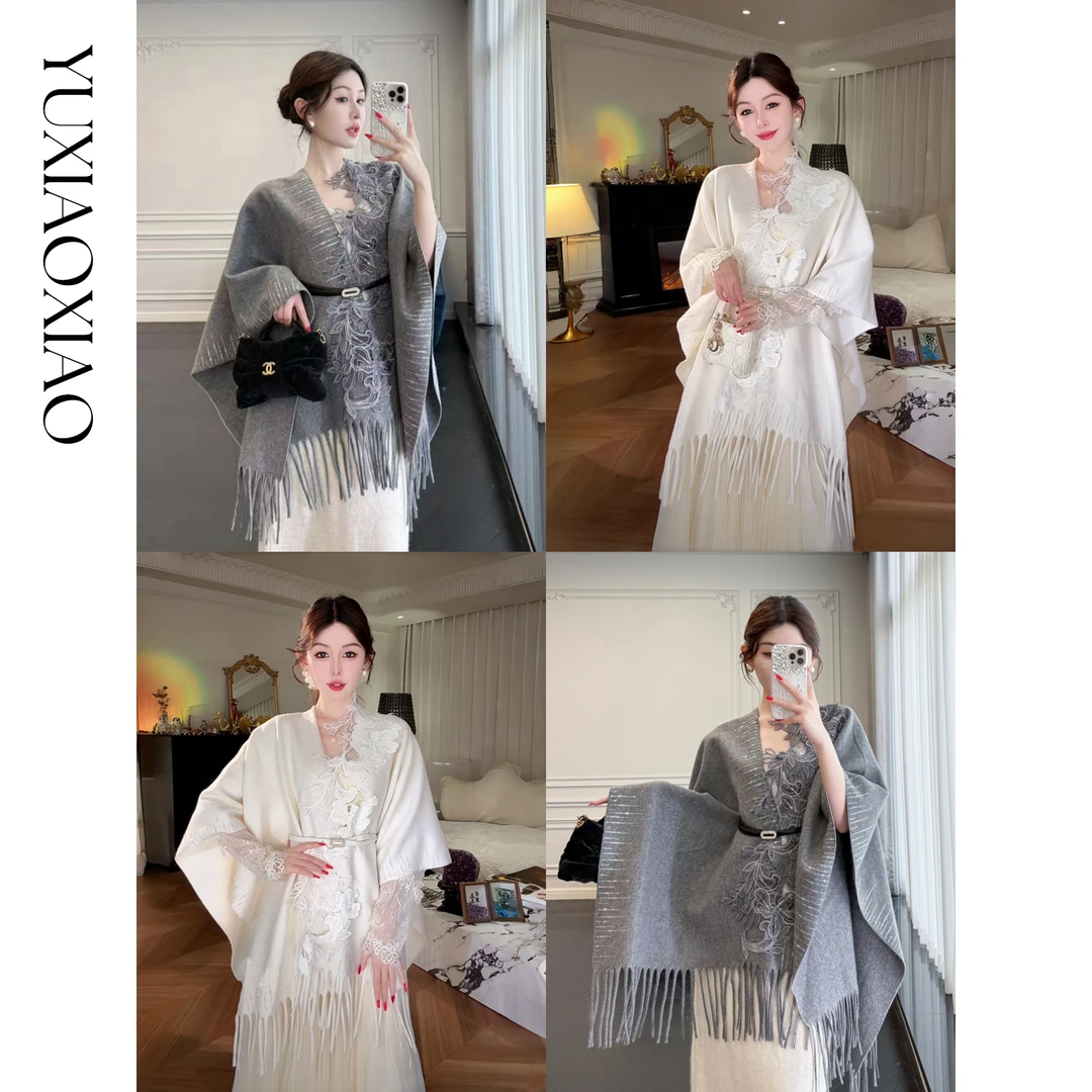 余潇潇【人间奥黛丽】羊毛混纺法绣丝绒蕾丝贴花松弛感流苏披肩大衣