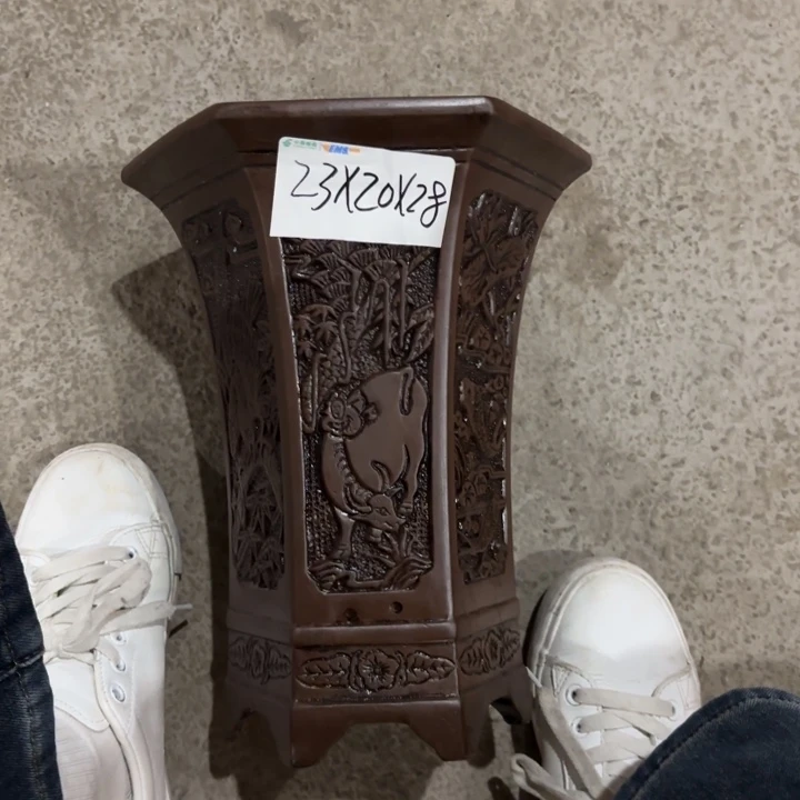 紫砂花盆紫砂的花