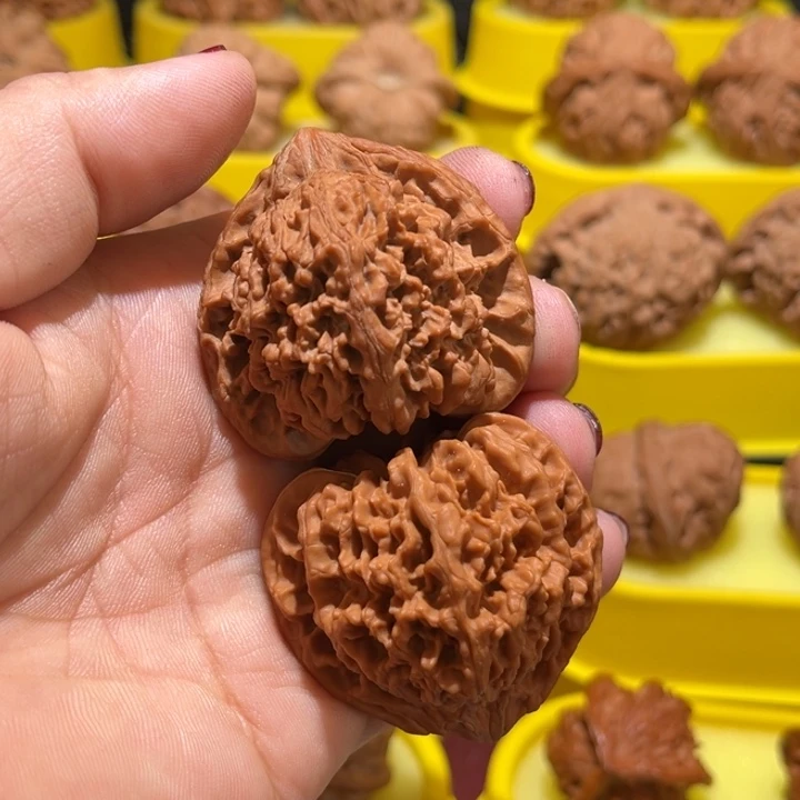 吊坠桃核满天星全品