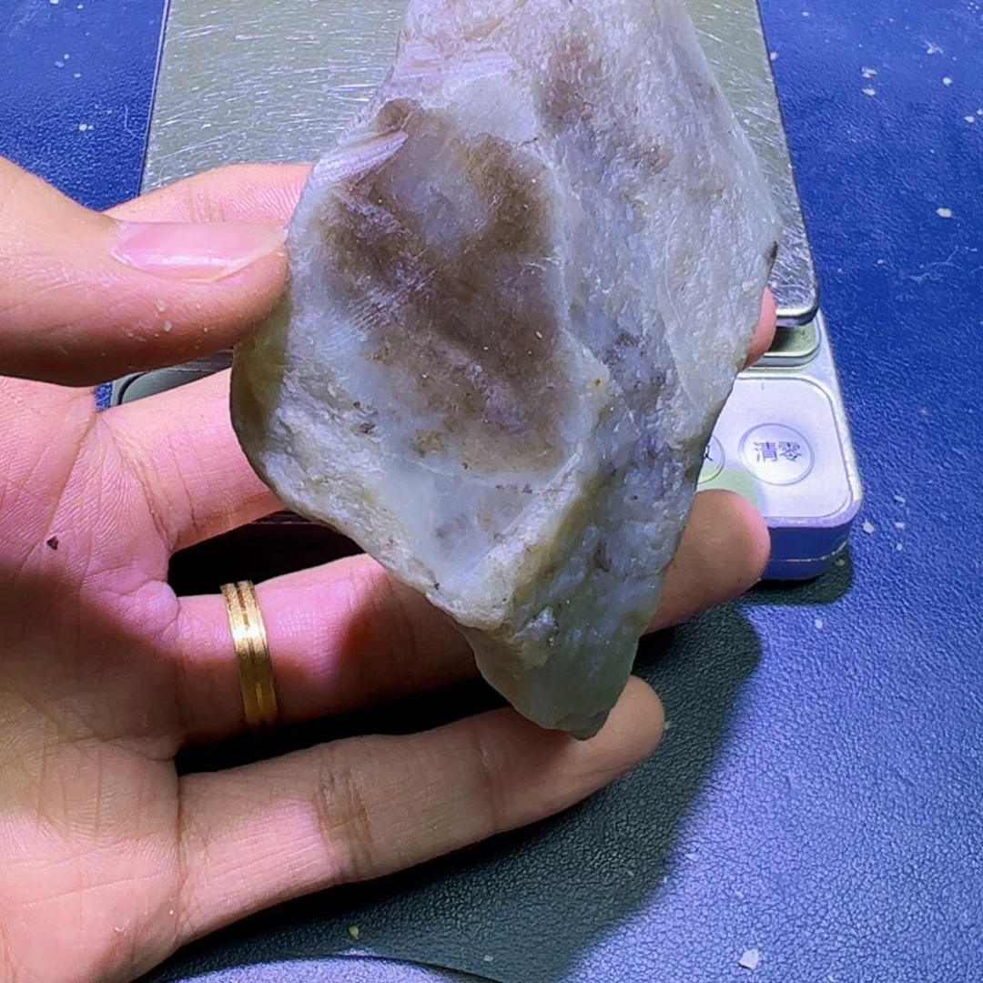 未镶嵌和田玉（糖玉）珠宝半成品