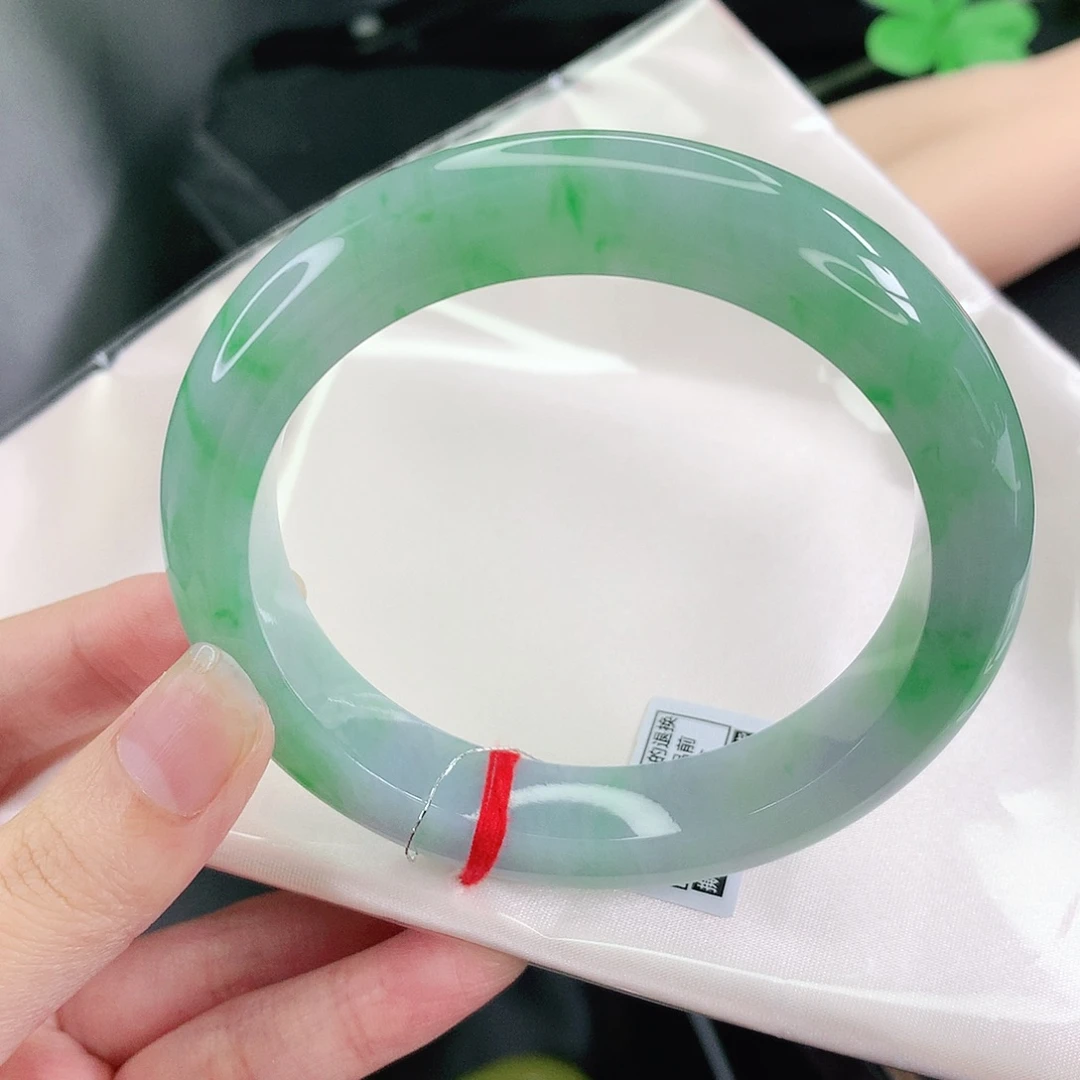 翡翠未镶嵌手镯60圈