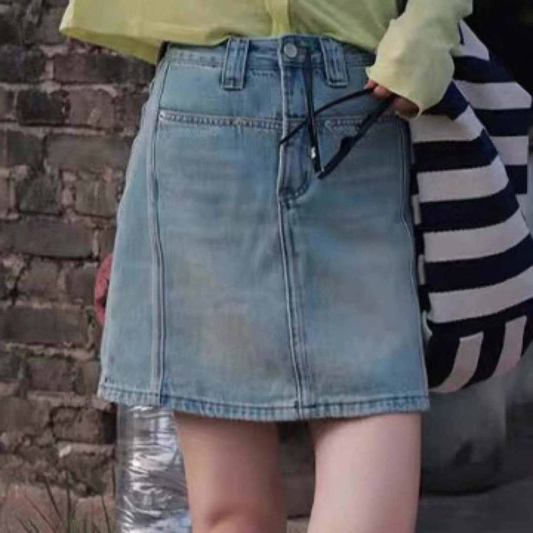 H韩国潮包超显瘦高腰直筒牛仔短裙