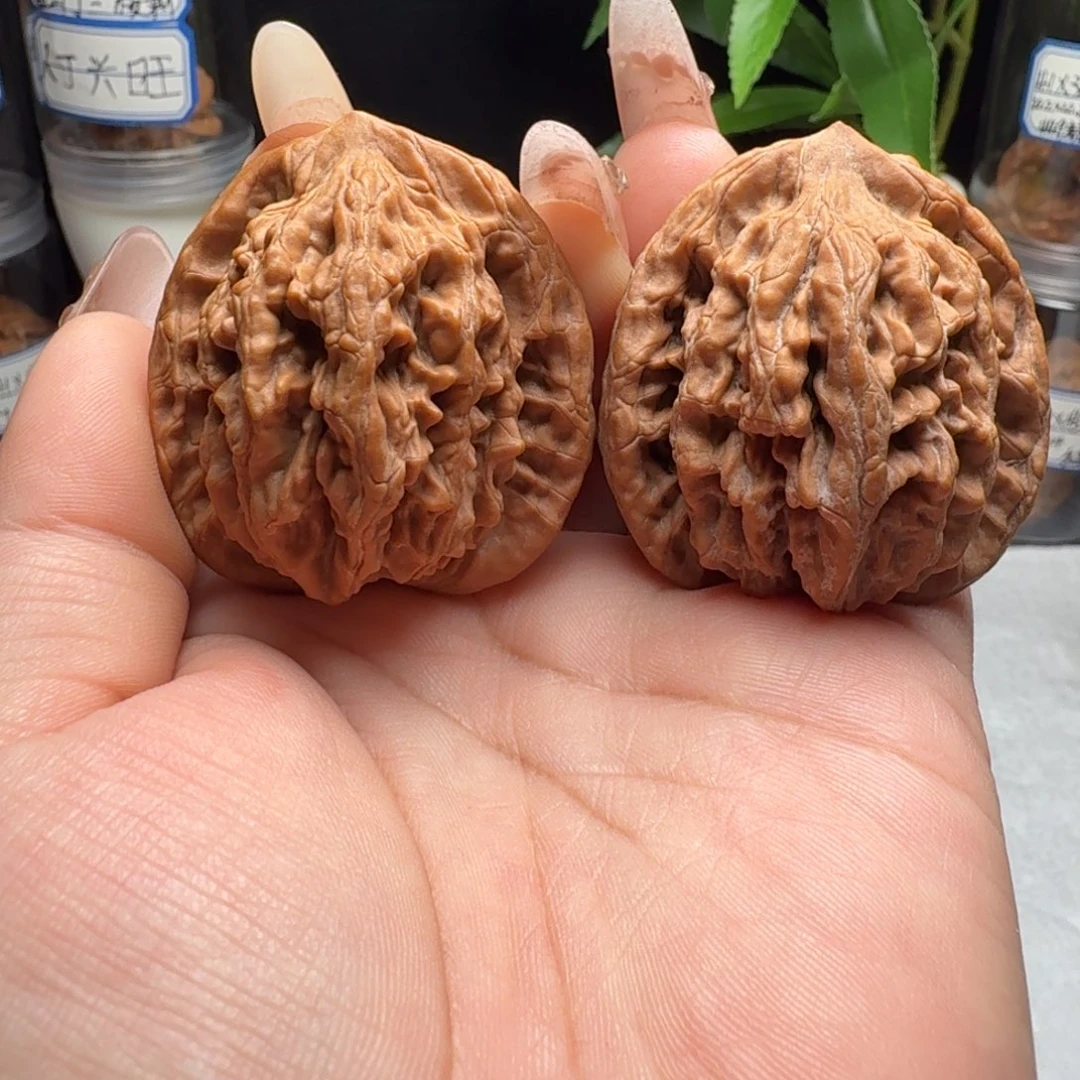 文玩核桃把件全品麦虎42