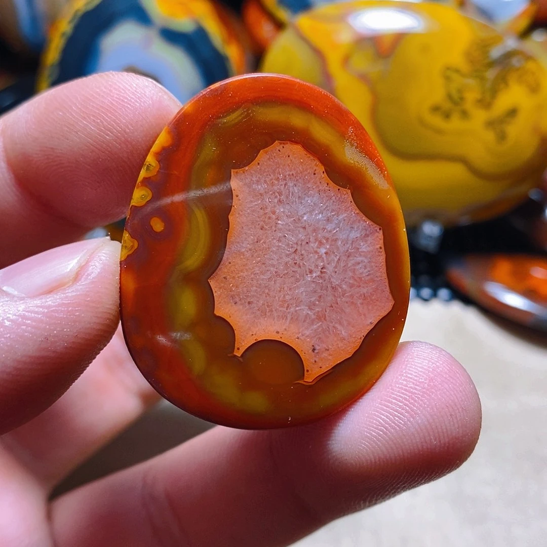 玛瑙/玉髓颈饰未镶嵌飞**高