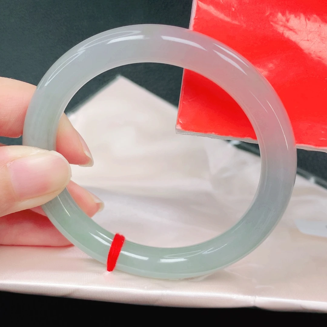 翡翠未镶嵌手镯55圈