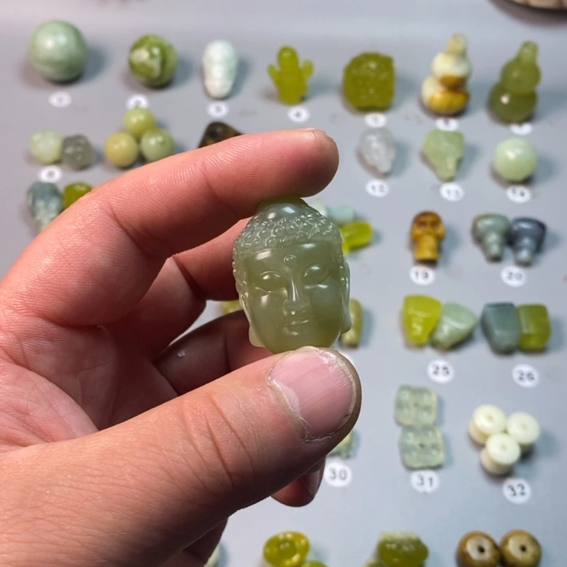 【闪购商品】蛇纹石玉未镶嵌吊坠(不含链)