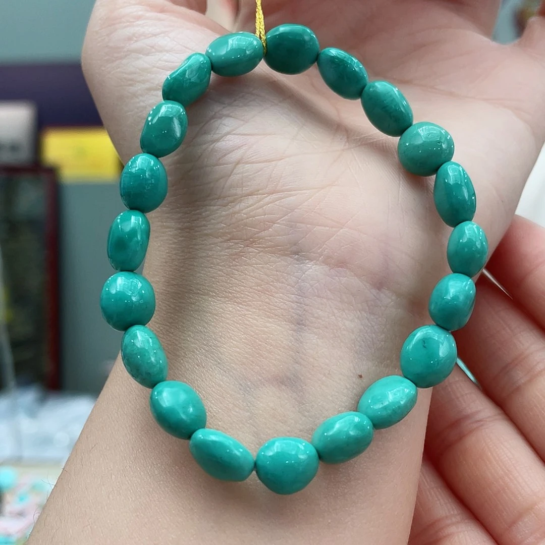 绿松石颈饰未镶嵌