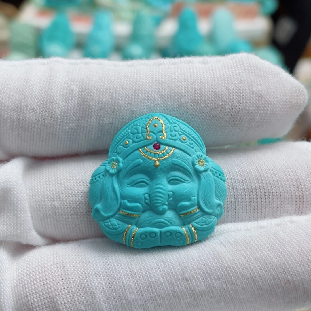 绿松石未镶嵌珠宝奇石