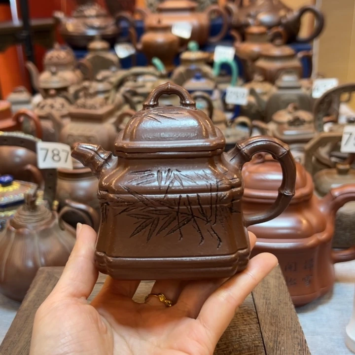 李***臻紫砂壶等艺术精品