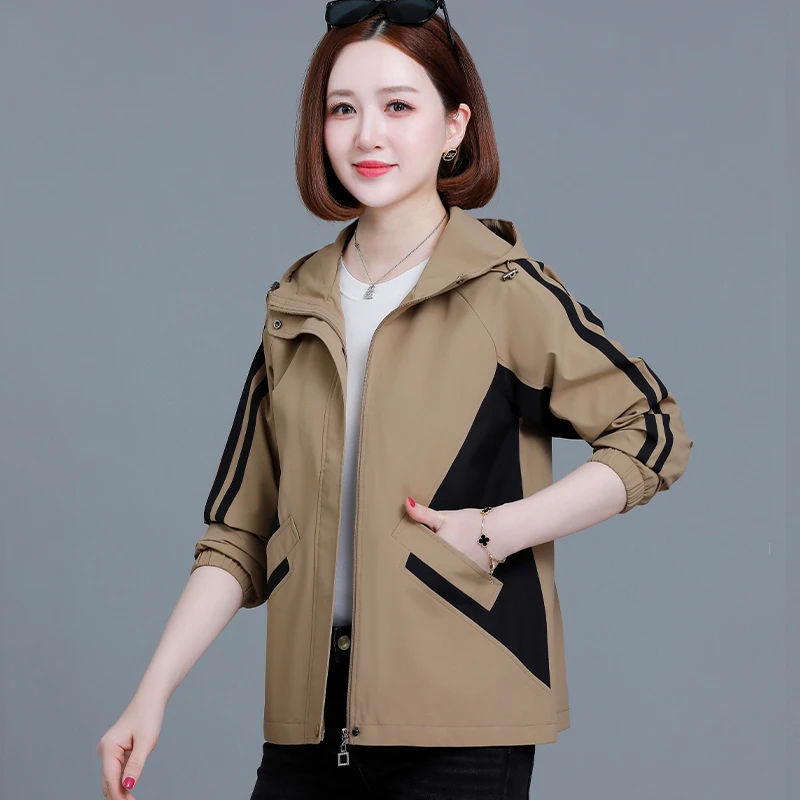 妈妈春秋洋气休闲夹克新款时尚减龄短外套中年人运动风衣女