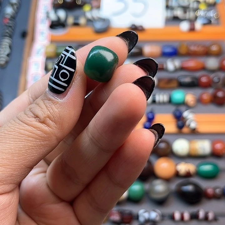 玛瑙/玉髓珠宝半成品未镶嵌马*徐