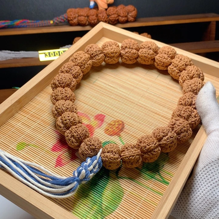 厚***A吊坠金刚菩提塔链