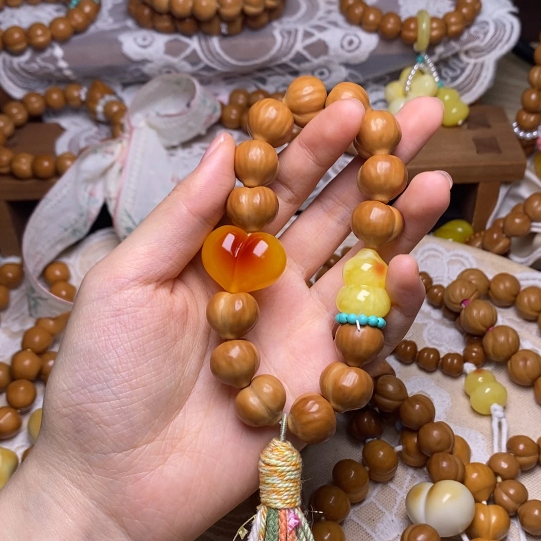 吊坠猴头核桃葫芦 流苏