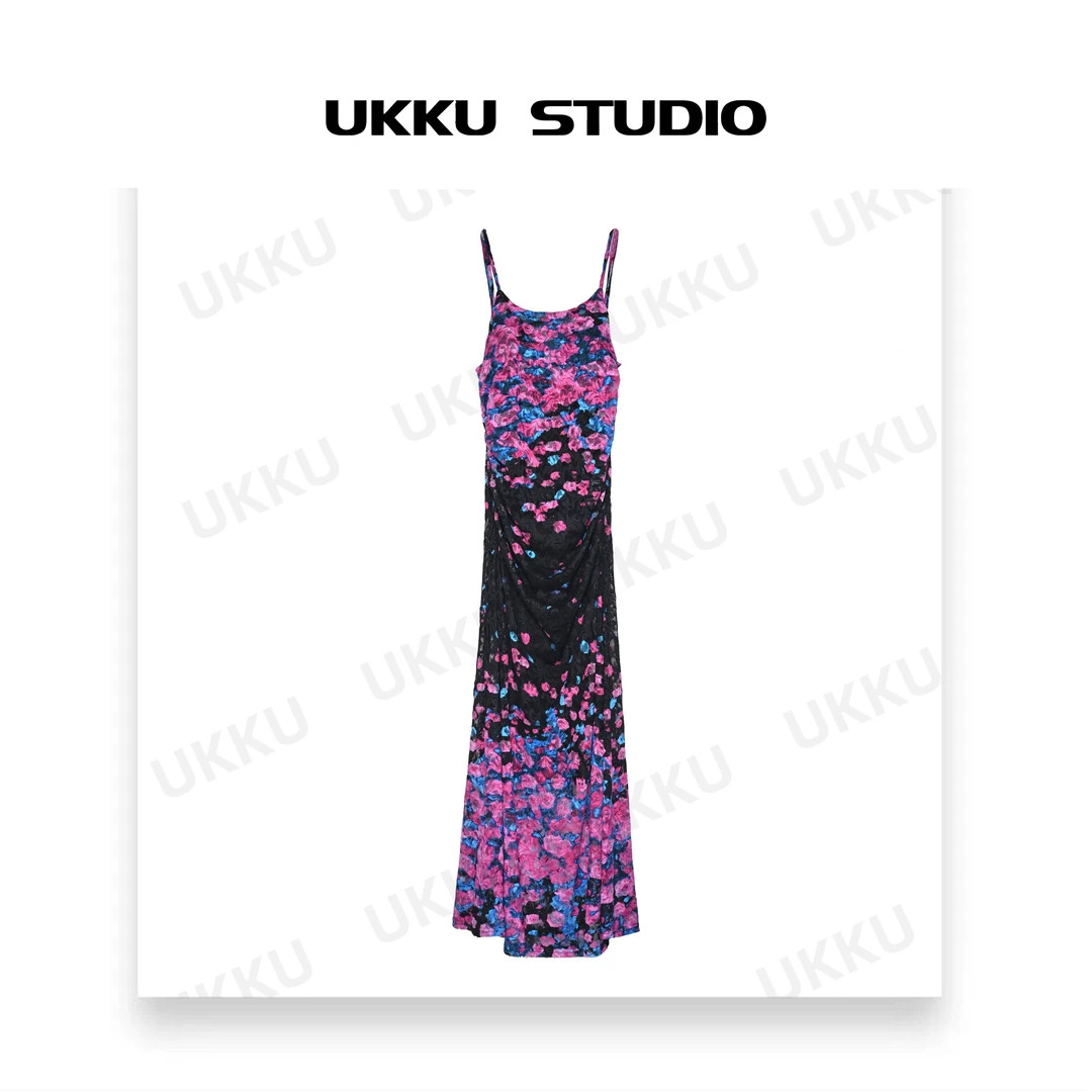 慧慧【UKKU STUDIO】玫瑰香气设计师收腰吊带性感V领连衣裙811840