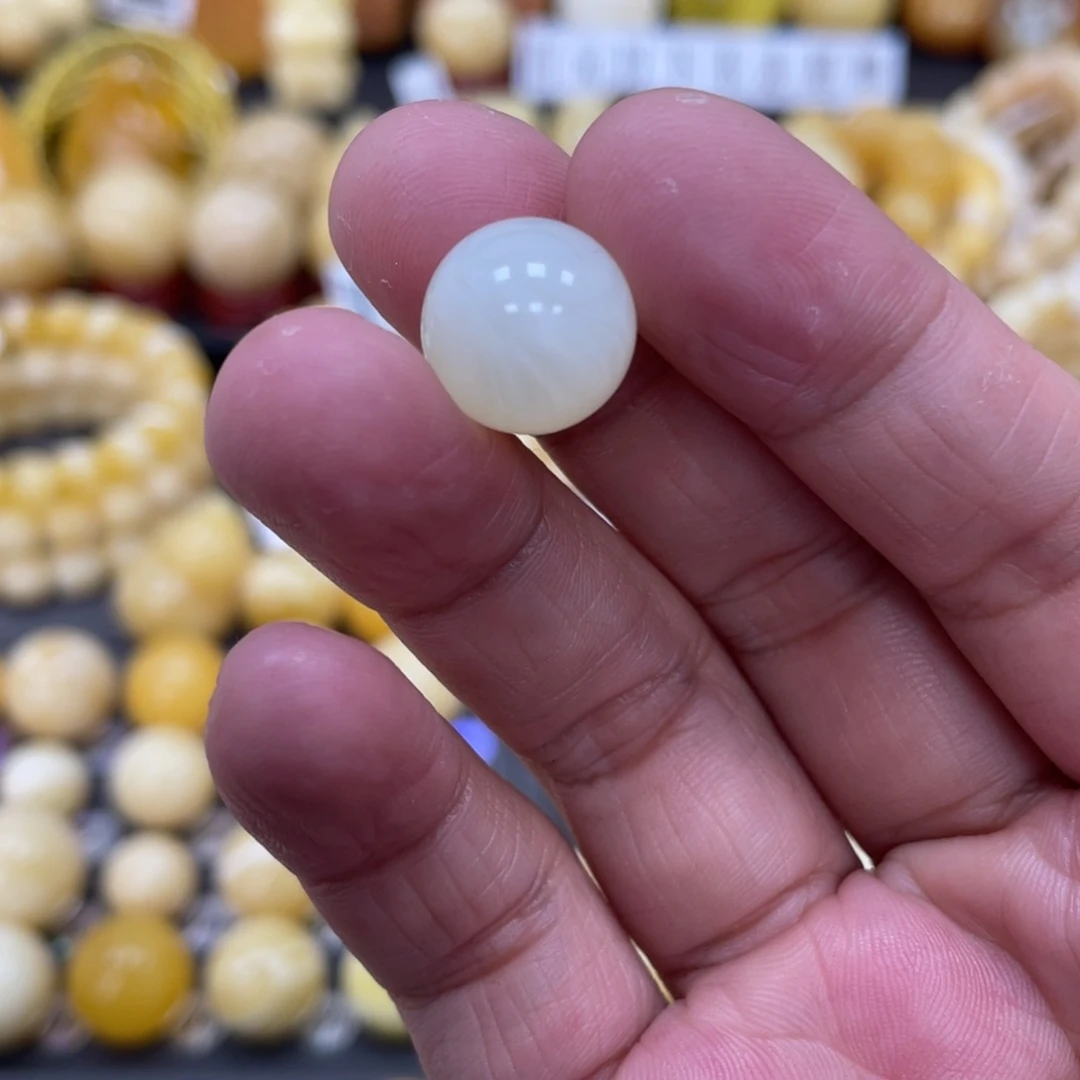 琥珀珠宝奇石未镶嵌13mm特色荧光