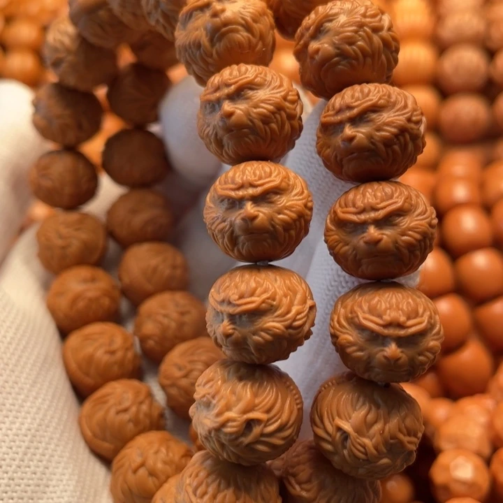 猴头核桃吊坠贱**扰斗战胜佛