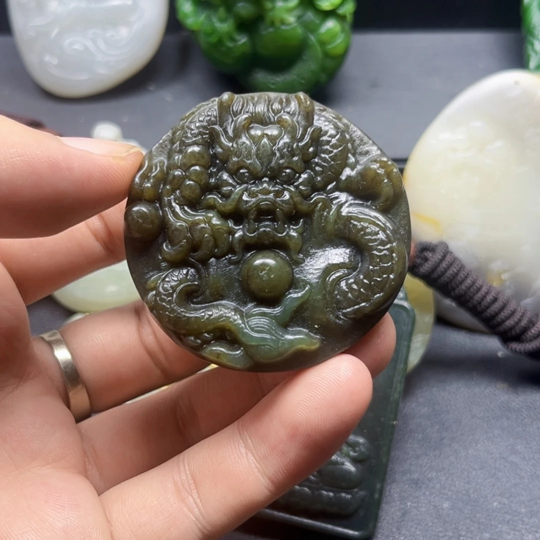 和田玉未镶嵌颈饰和田玉