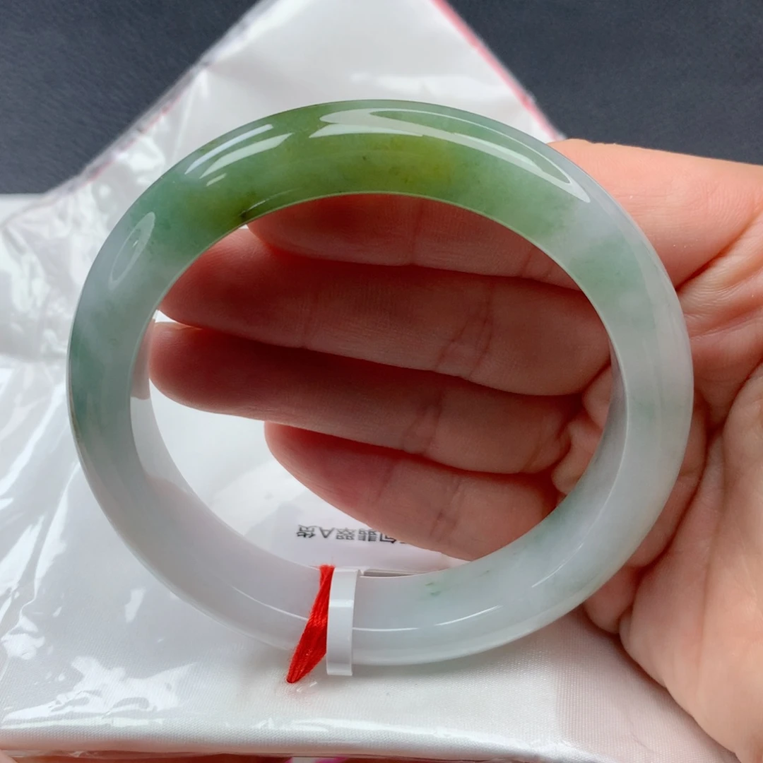 翡翠手镯未镶嵌57-58半山水