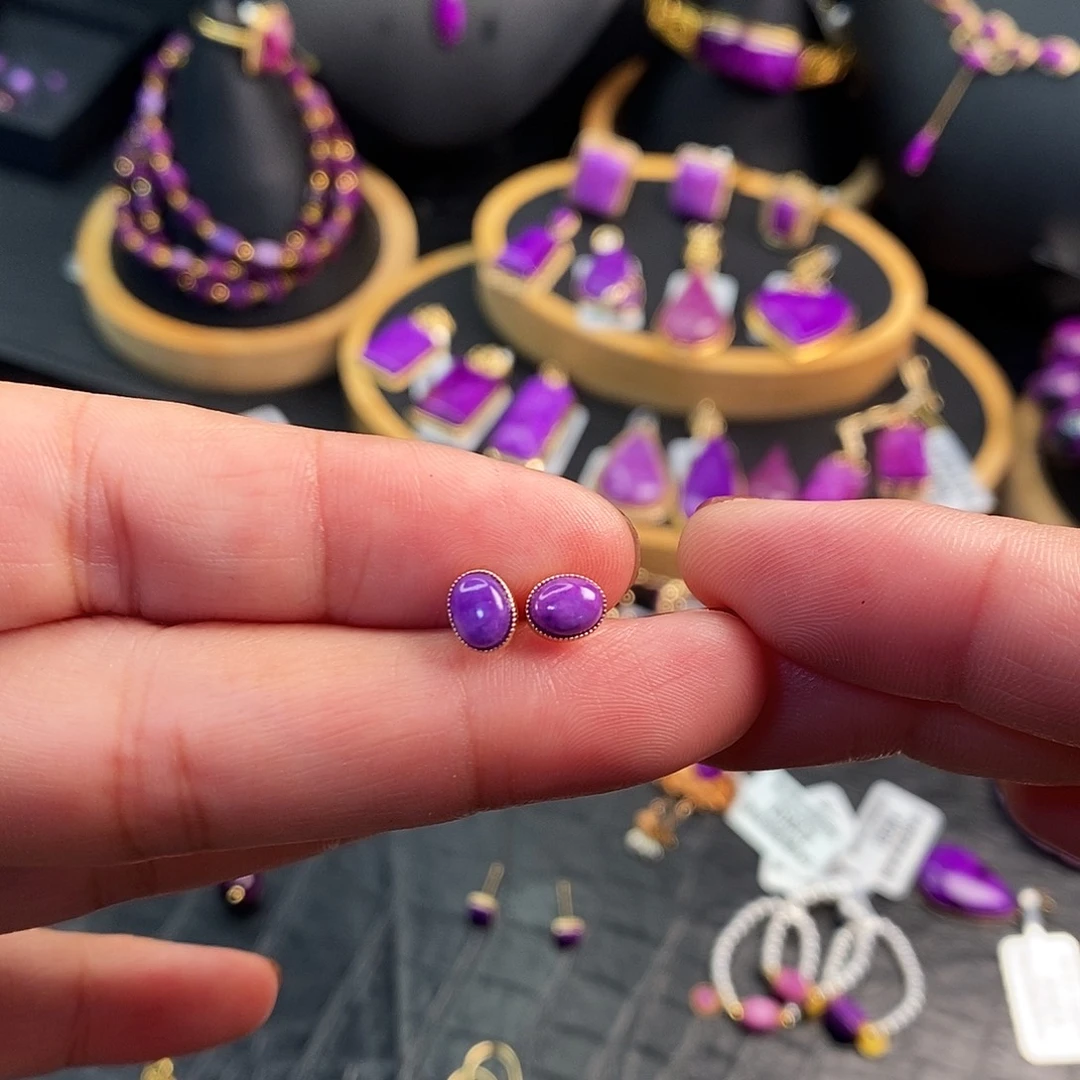 苏纪石（舒俱来）18K金镶嵌耳饰