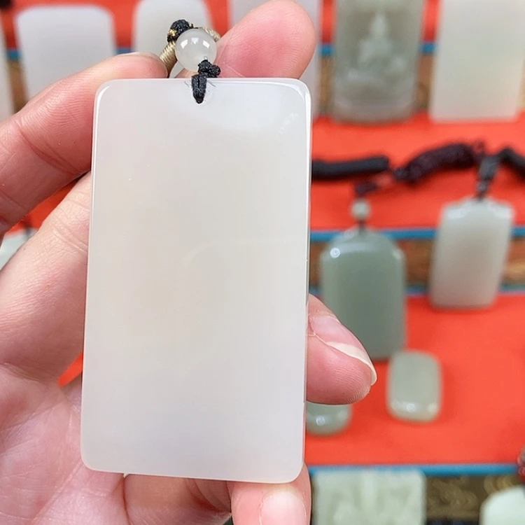 【闪购商品】颈饰未镶嵌和田玉