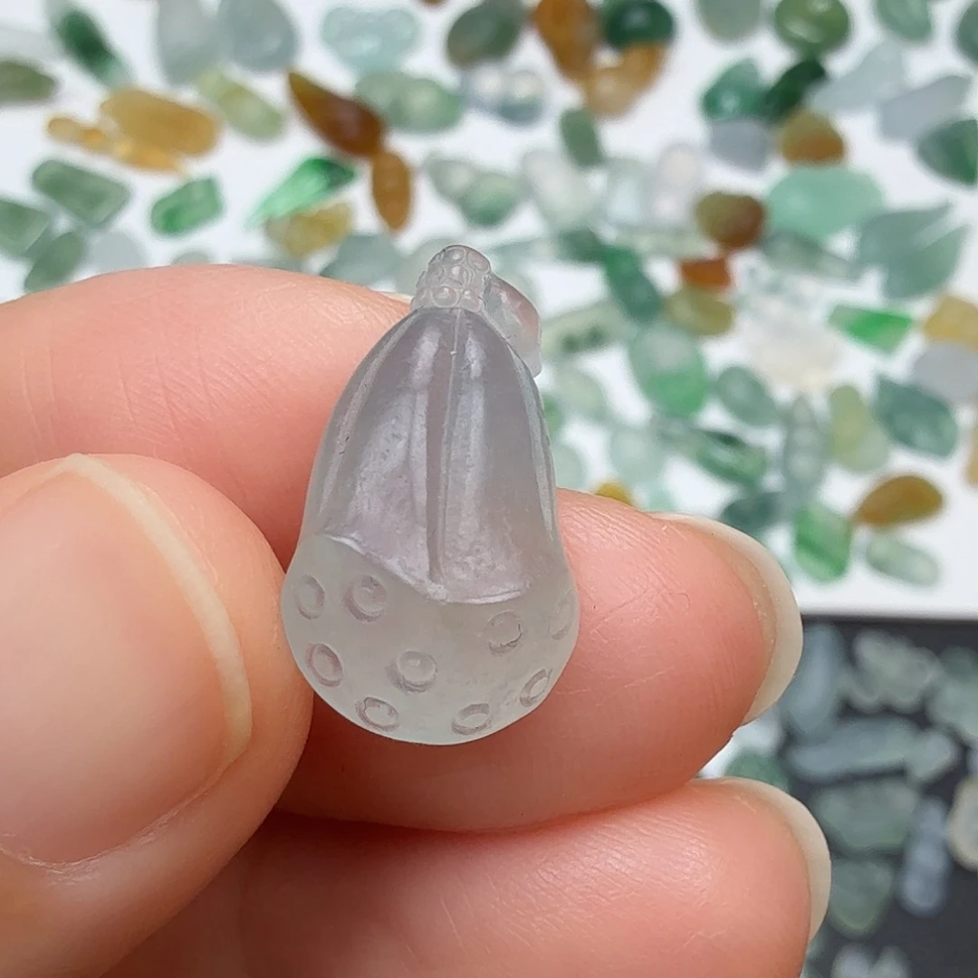 定制翡翠未镶嵌莲蓬